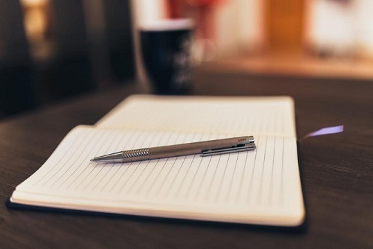 5 Tips for Writing a Memorable Artist Statement